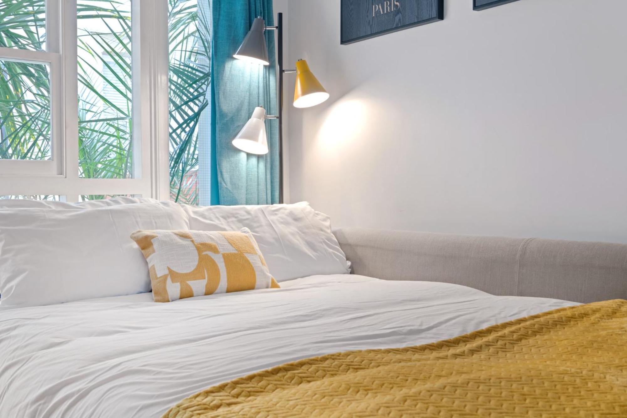 Urban Elegance - 2 Bed Luxury Retreat