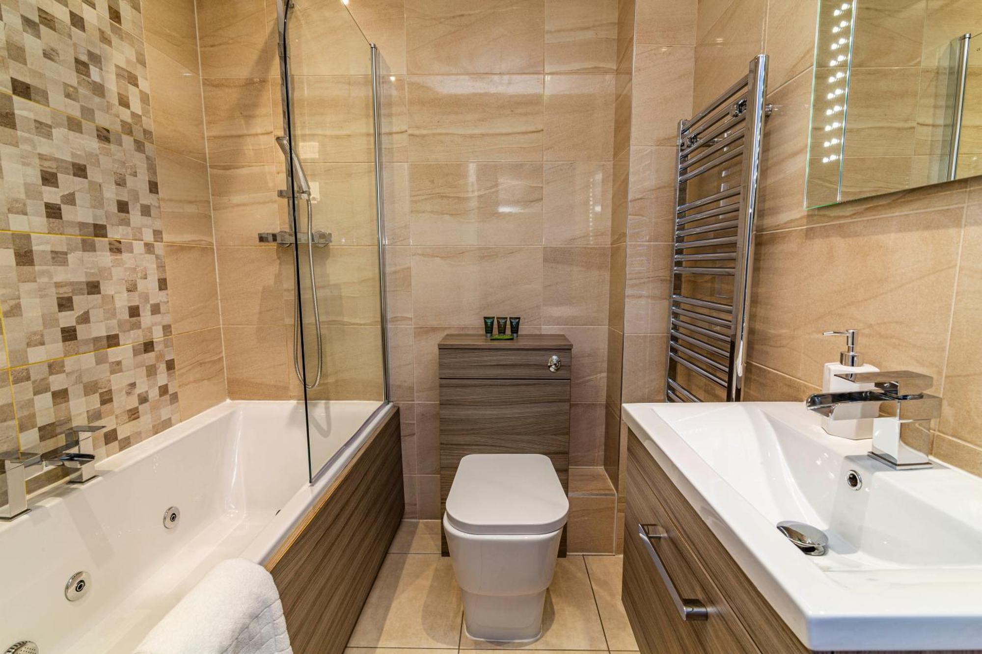 Urban Elegance - 2 Bed Luxury Retreat Nottingham