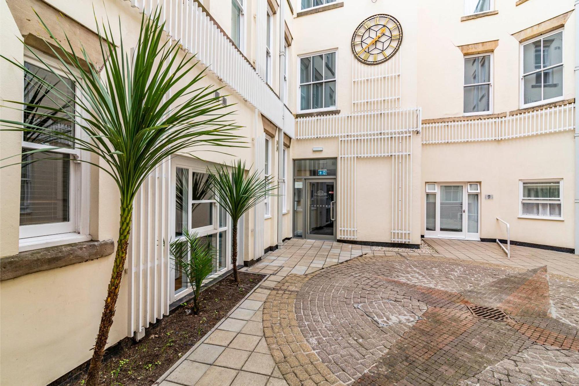 Urban Elegance - 2 Bed Luxury Retreat *